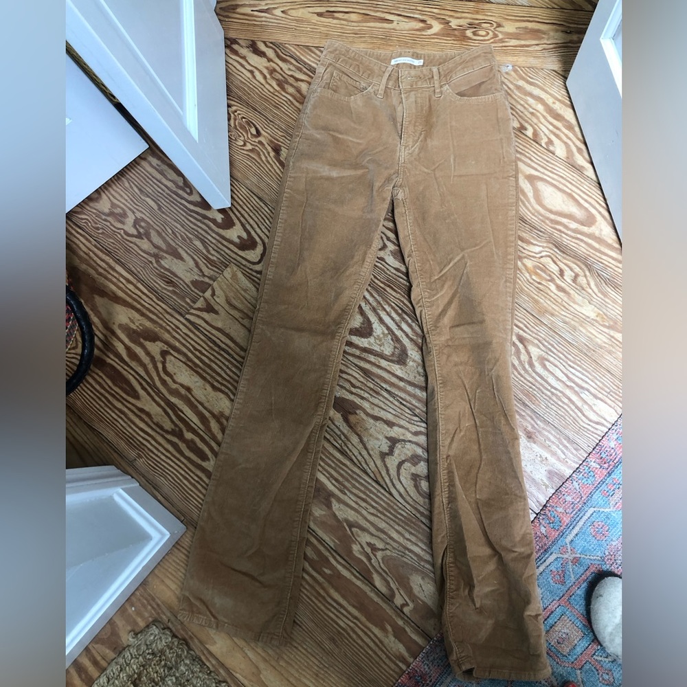 Levi Size 25 long brown corduroy